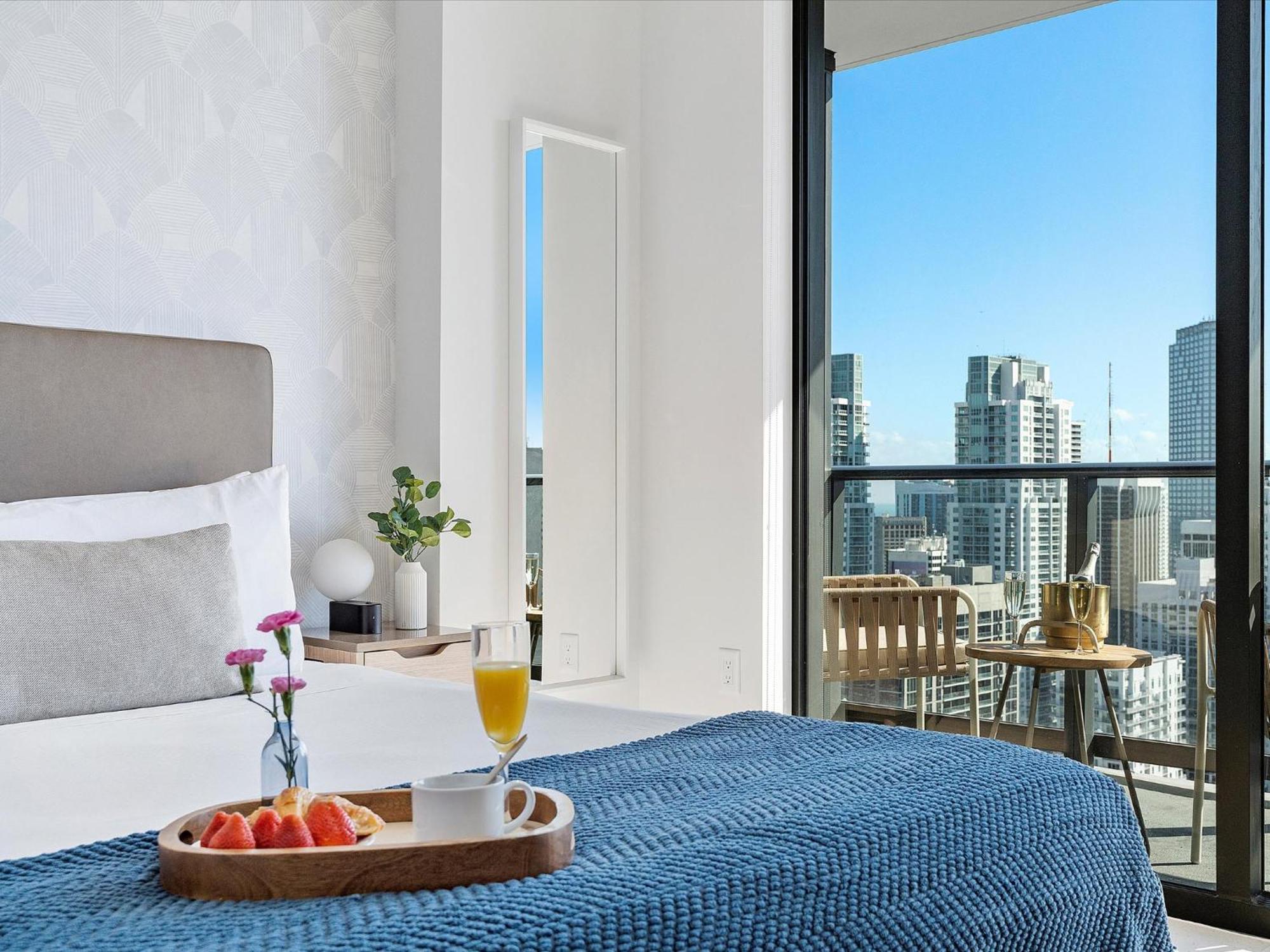 Apartment Private Club Access & Stunning Ocean Views