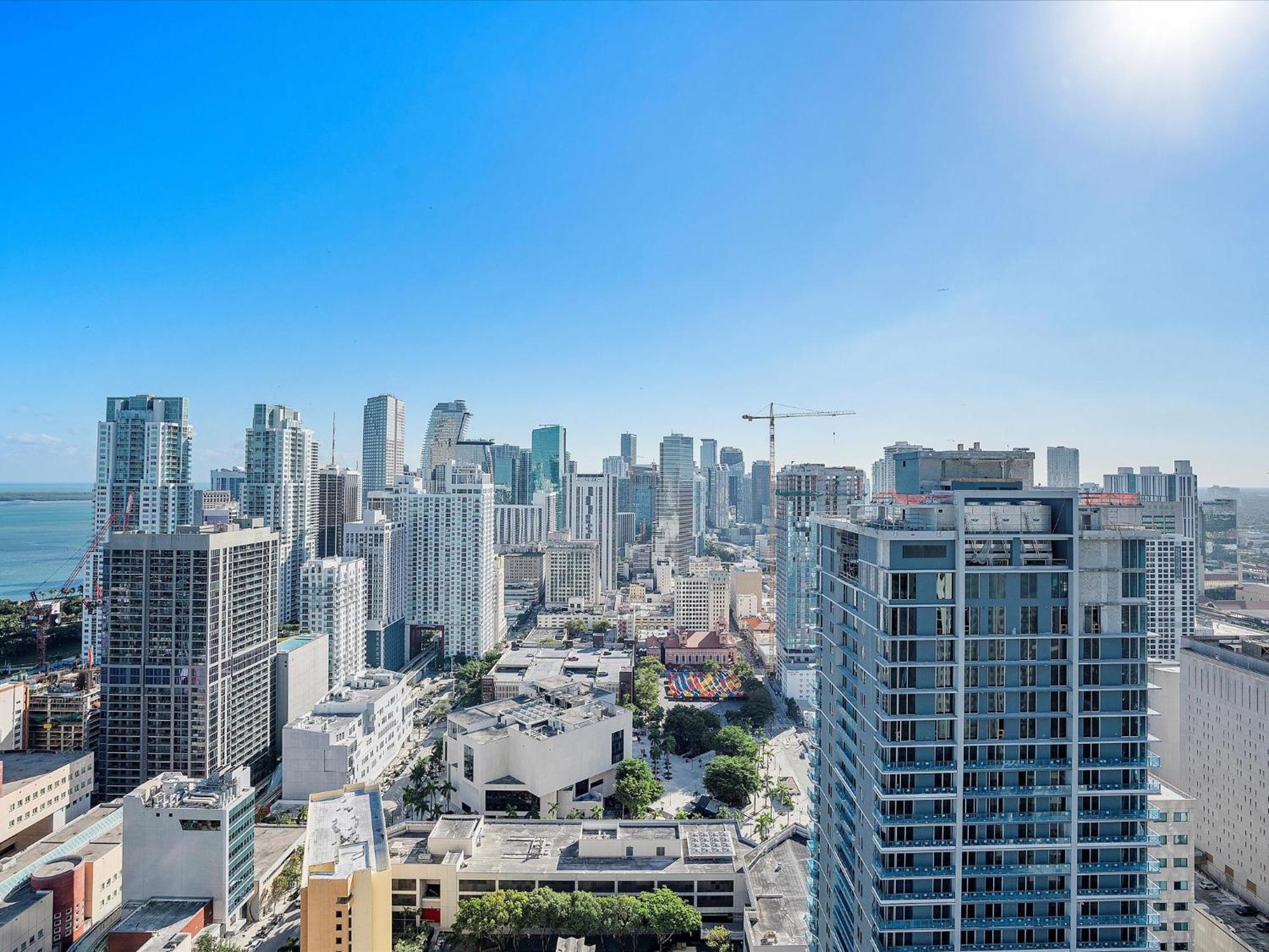 Private Club Access & Stunning Ocean Views Miami